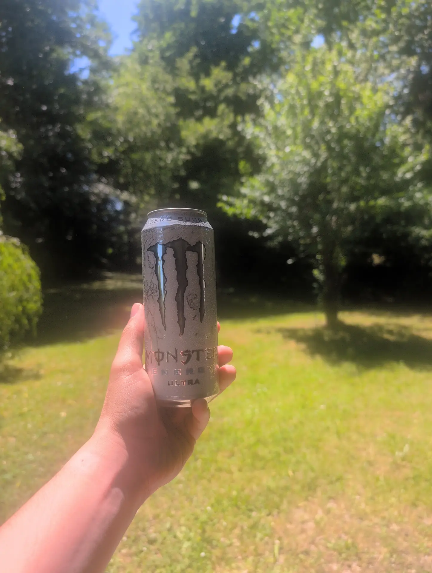 Ultra White "White Monster" submitted by tonito75
