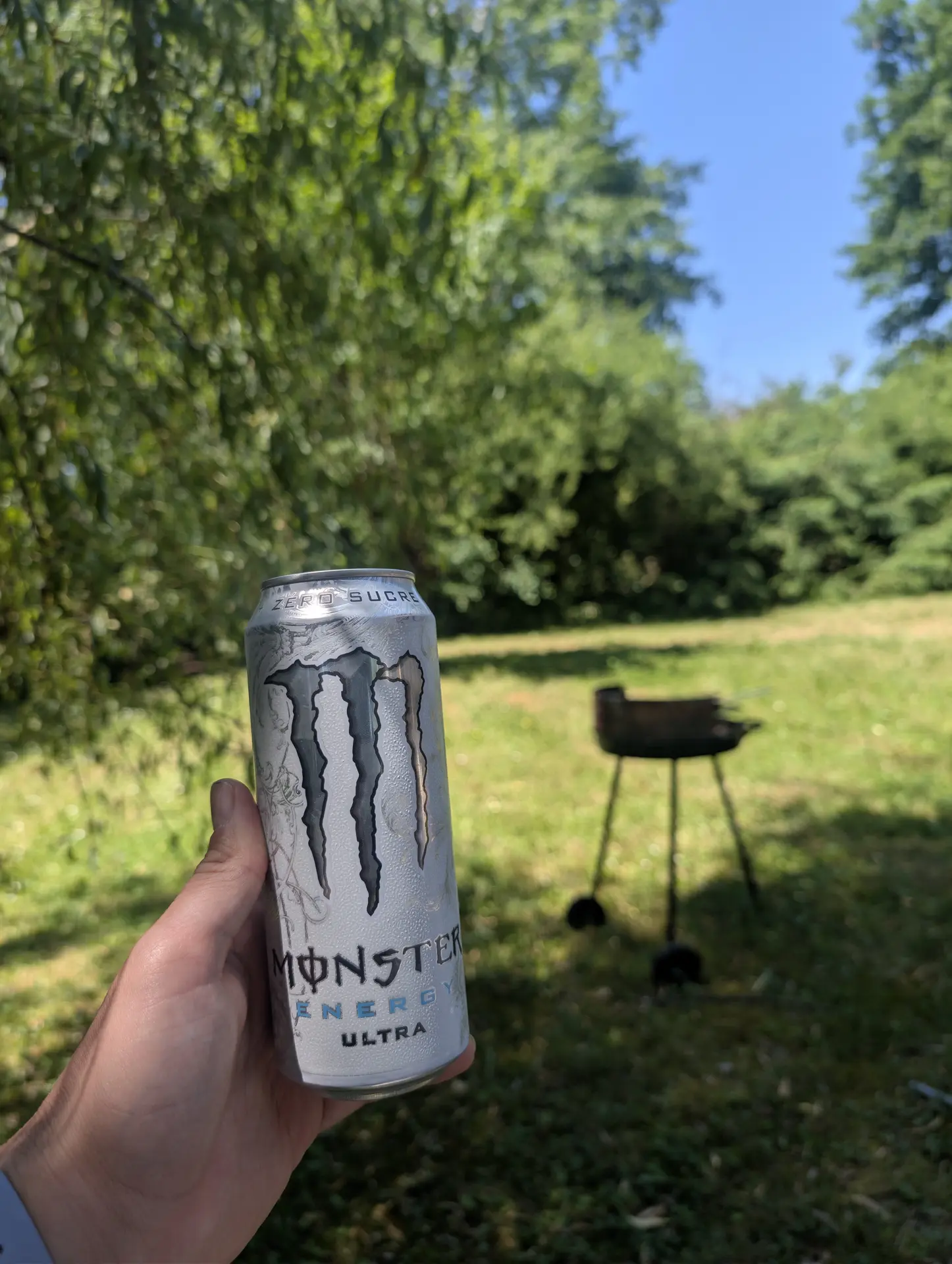 Ultra White "White Monster" submitted by tonito75