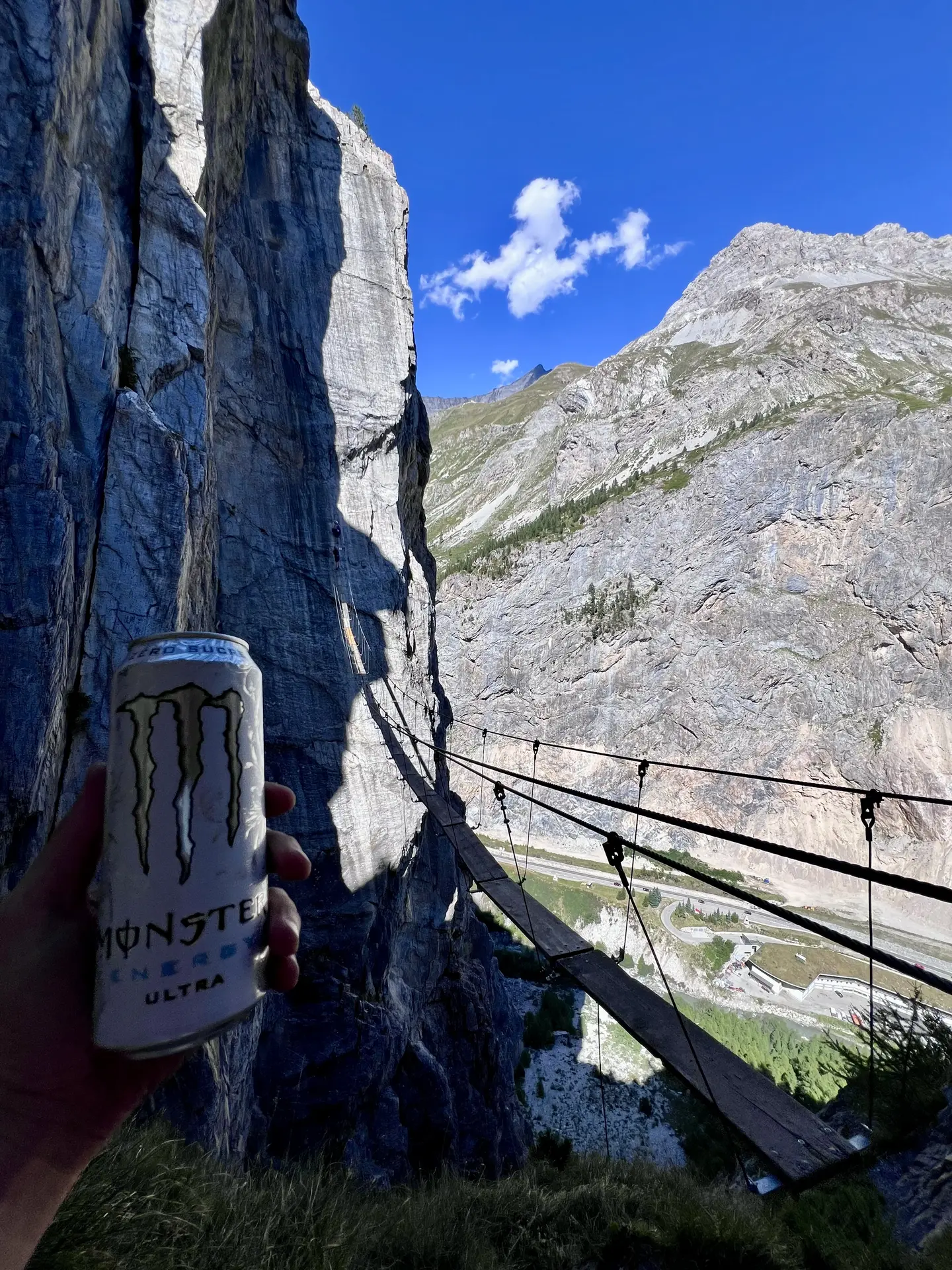 Ultra White "White Monster"